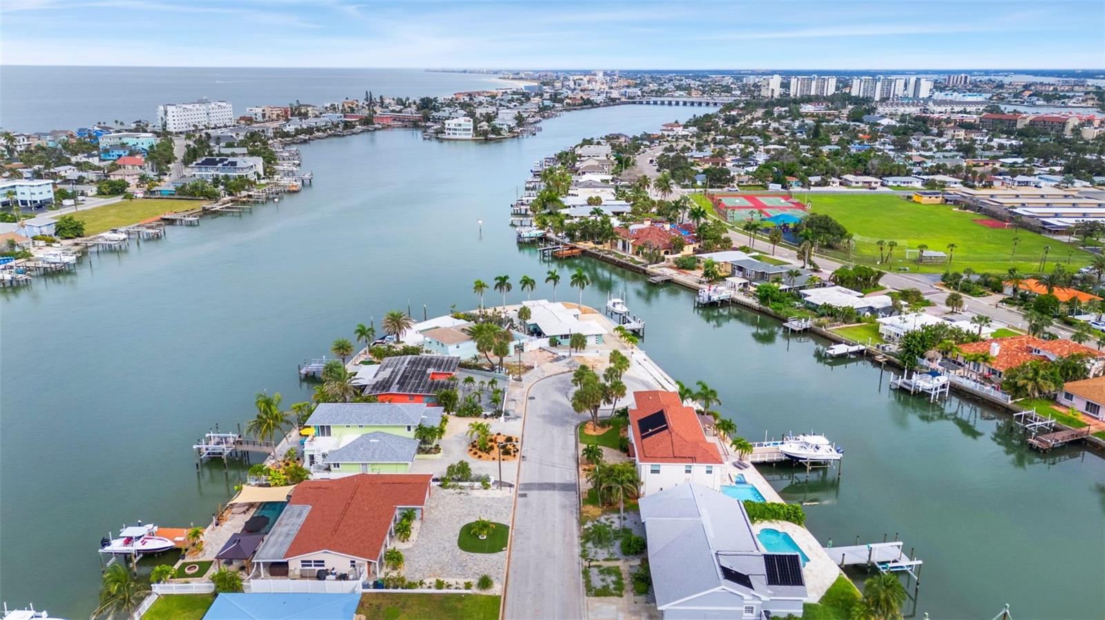 ST PETERSBURG BEACH NORTH UNIT 3 - Residential