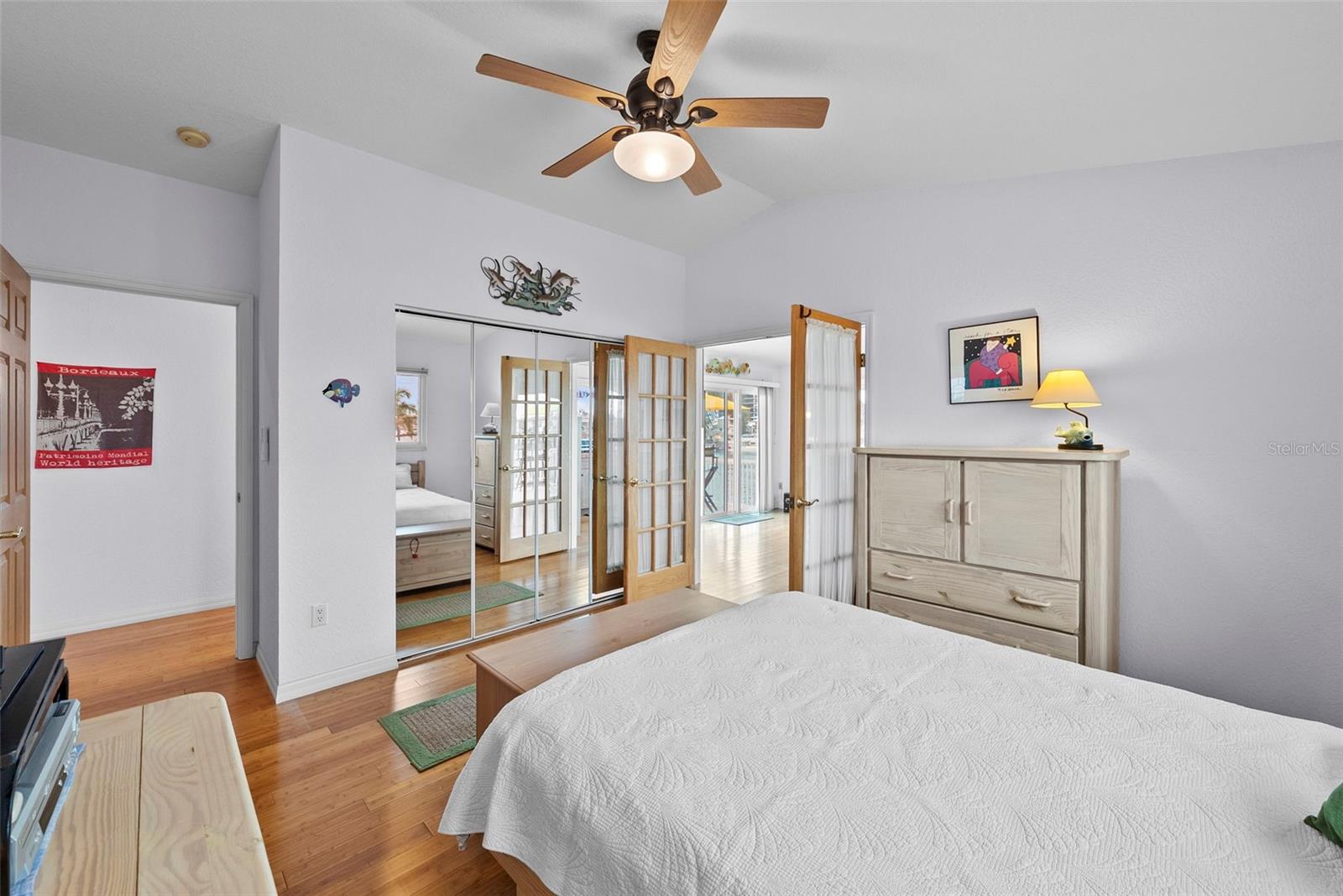 ST PETERSBURG BEACH NORTH UNIT 3 - Residential