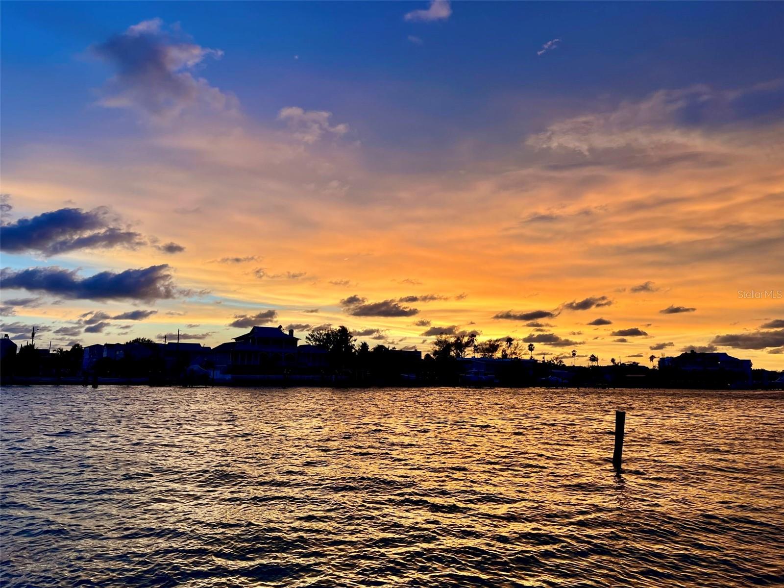 ST PETERSBURG BEACH NORTH UNIT 3 - Residential