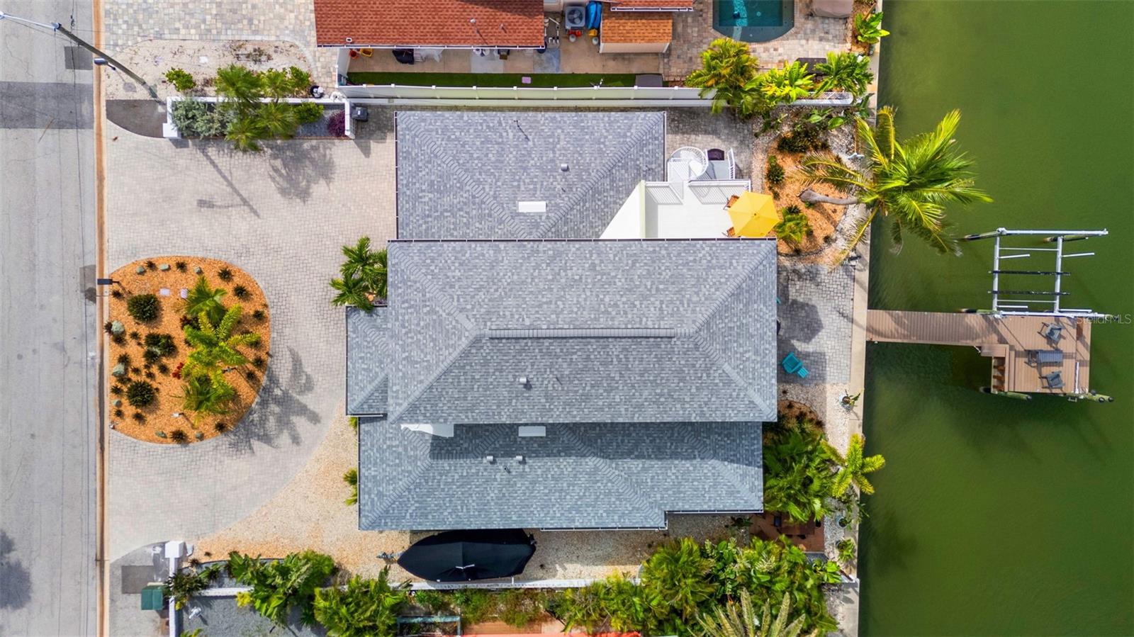 ST PETERSBURG BEACH NORTH UNIT 3 - Residential