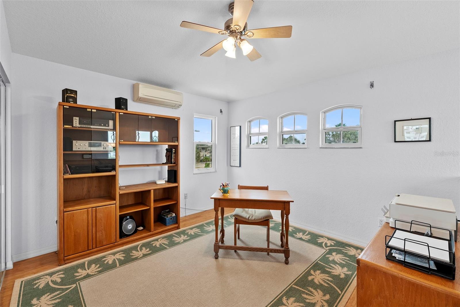 ST PETERSBURG BEACH NORTH UNIT 3 - Residential