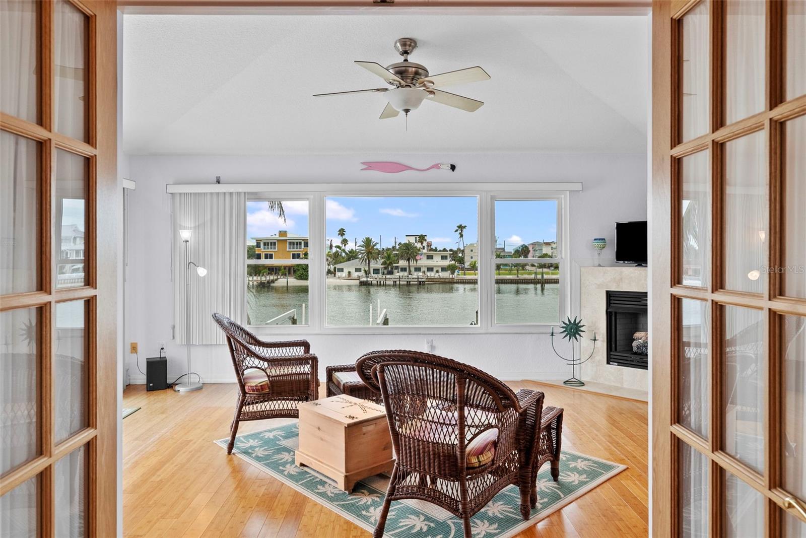 ST PETERSBURG BEACH NORTH UNIT 3 - Residential