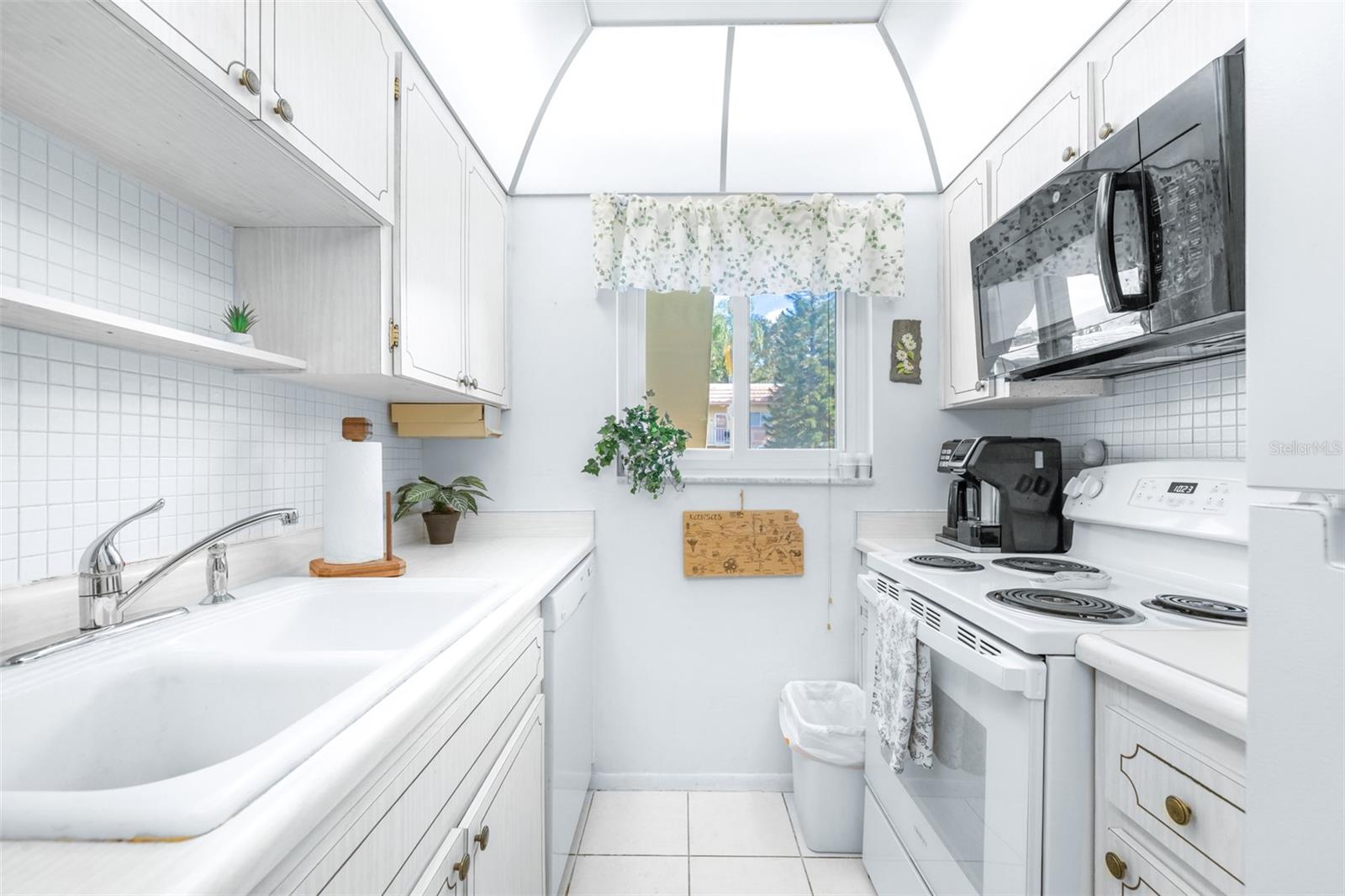 GREENBRIAR CONDO - Residential