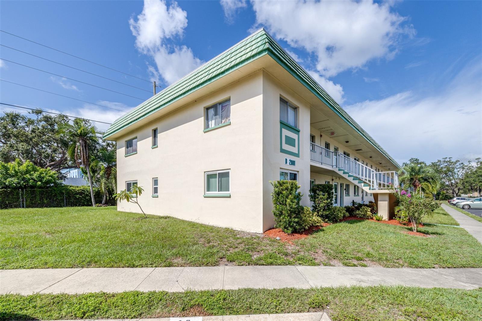 GREENBRIAR CONDO - Residential