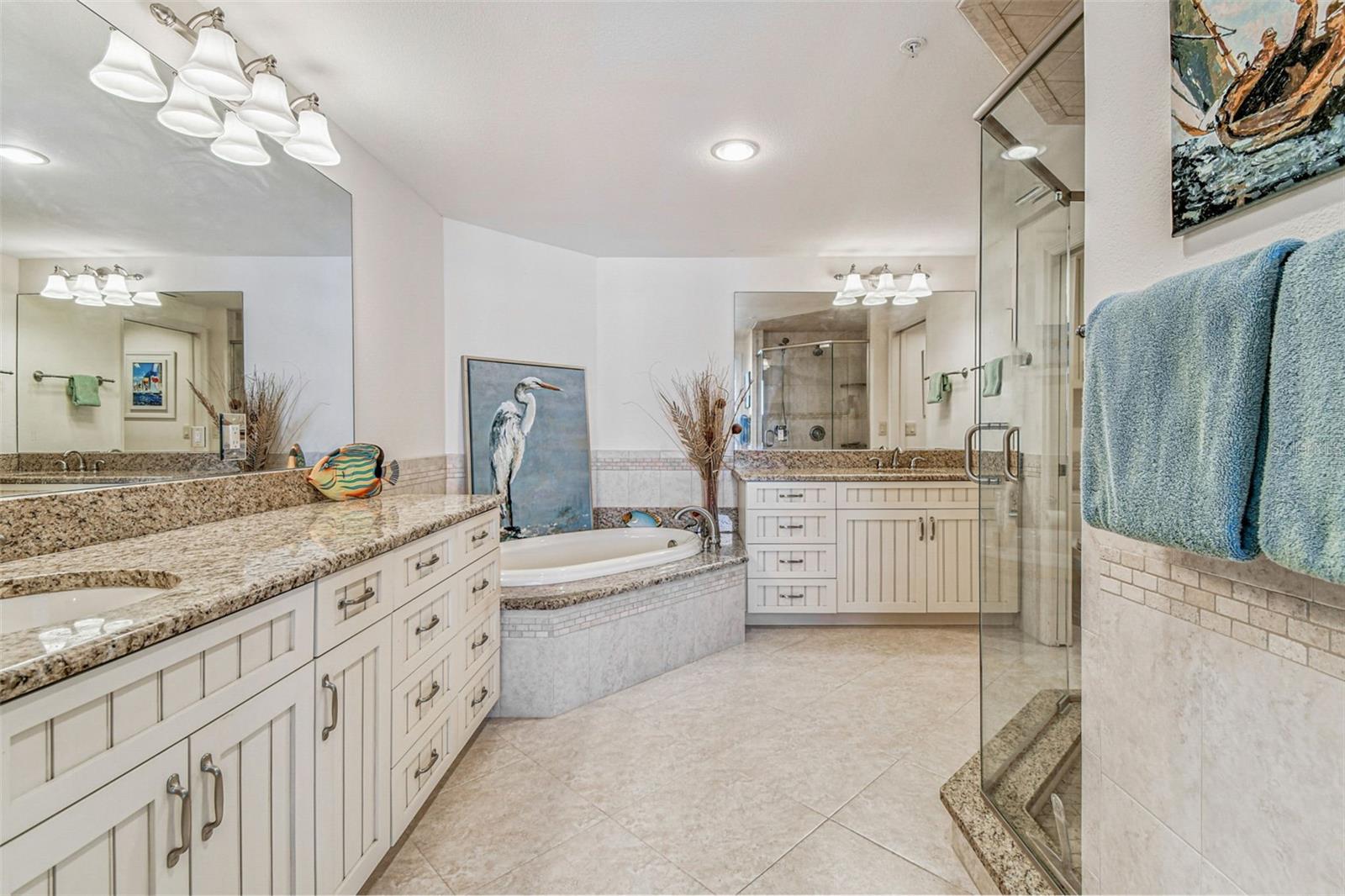 WESTVIEW GRANDE CONDO, THE - Residential