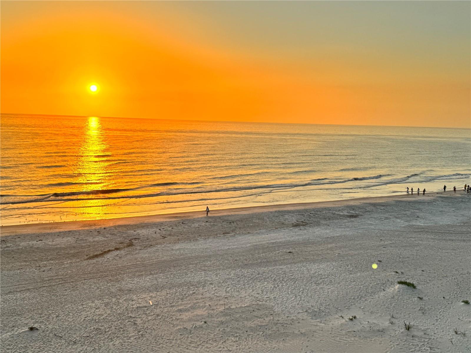 WESTVIEW GRANDE CONDO, THE - Residential