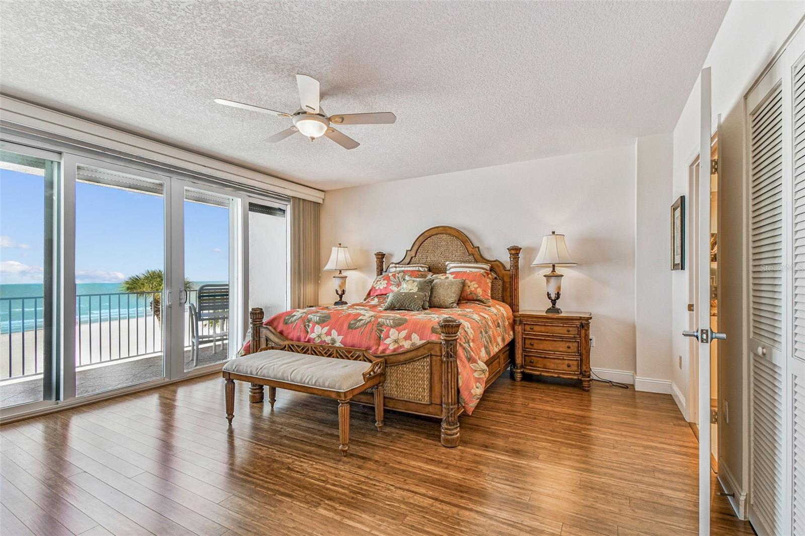 WESTVIEW GRANDE CONDO, THE - Residential