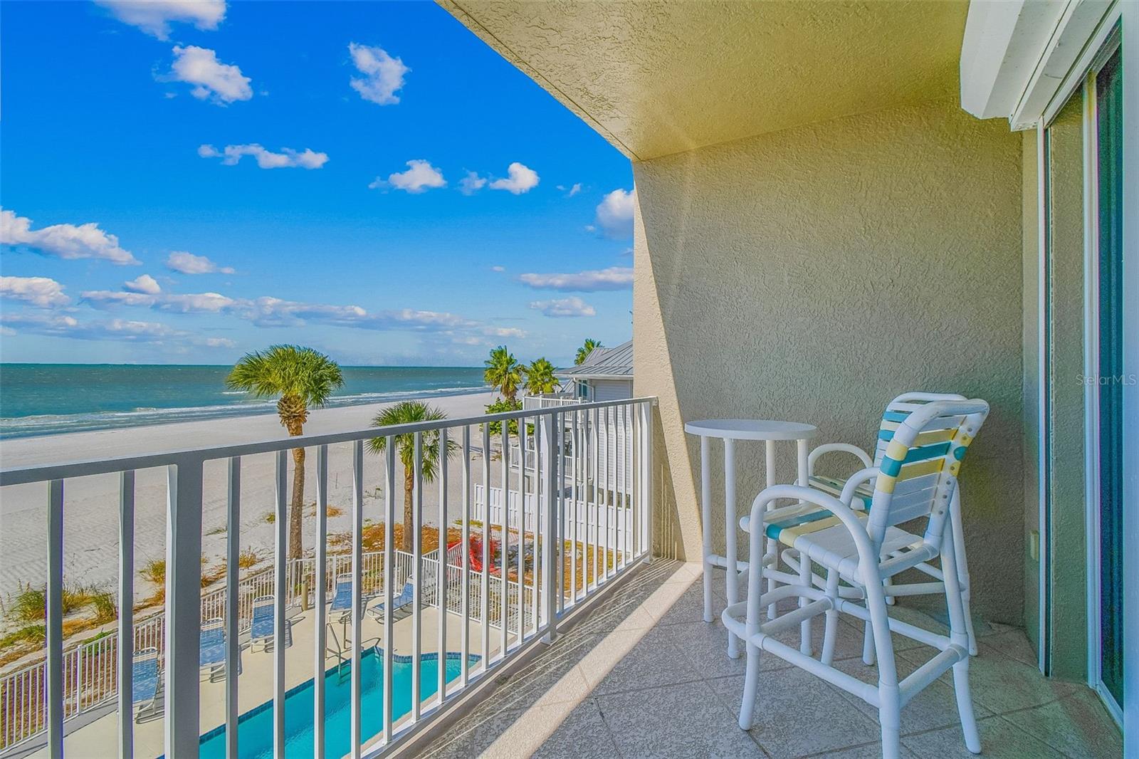 WESTVIEW GRANDE CONDO, THE - Residential