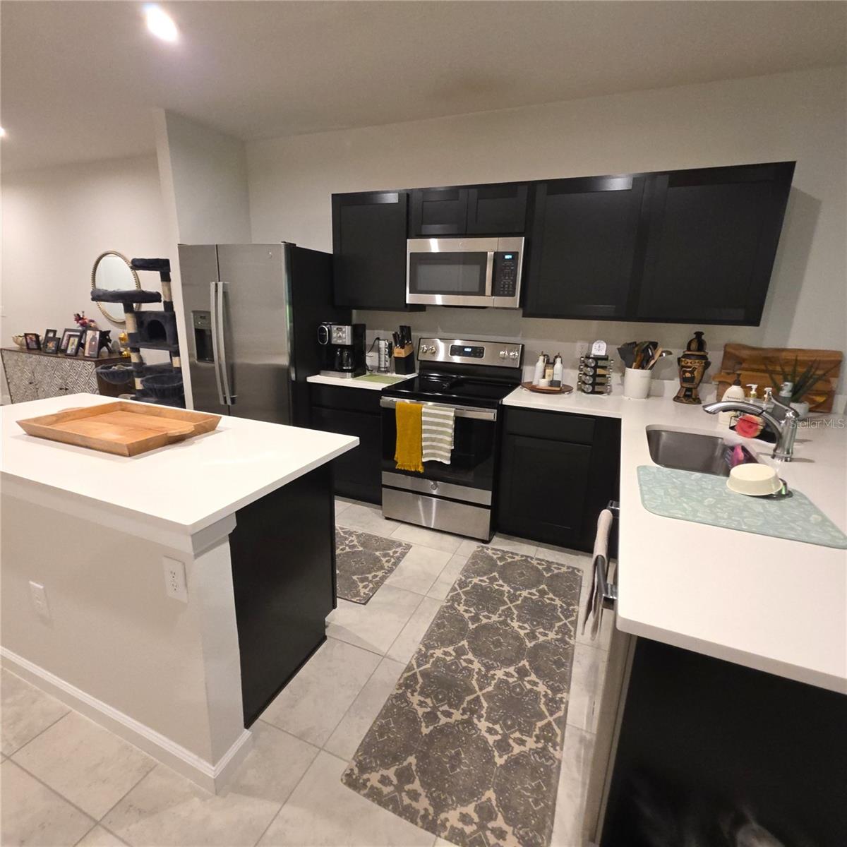 ANCLOTE SQUARE - Residential