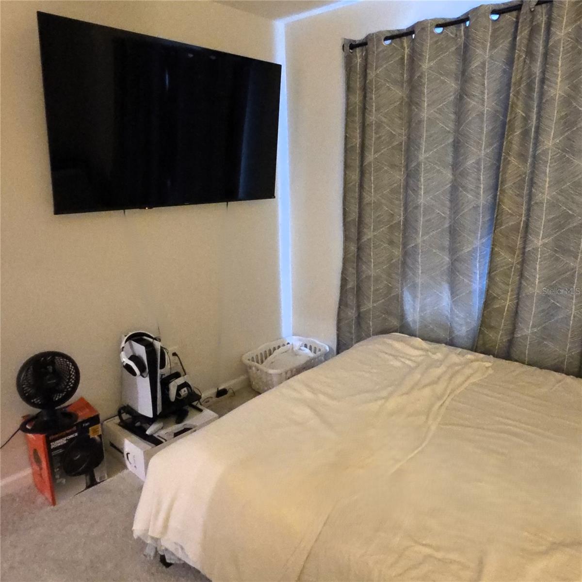 ANCLOTE SQUARE - Residential