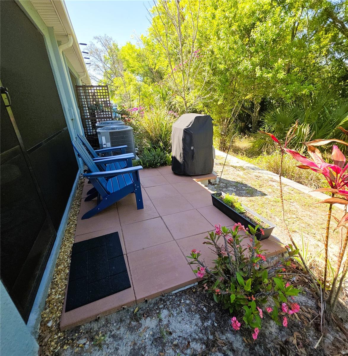 ANCLOTE SQUARE - Residential