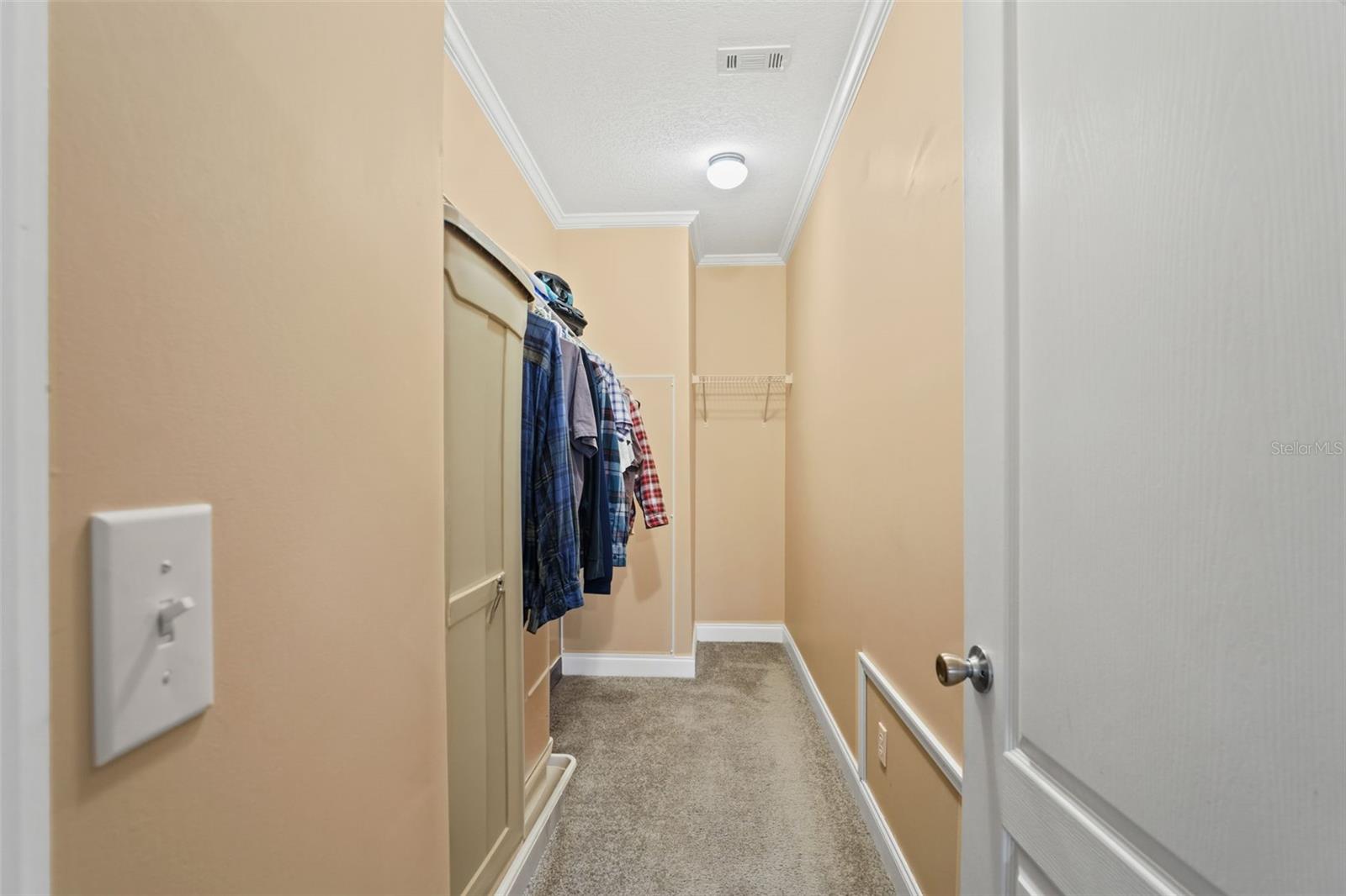 TWIN T OAKS - Residential