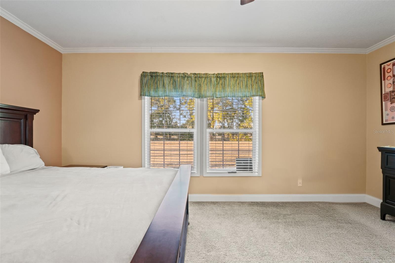 TWIN T OAKS - Residential