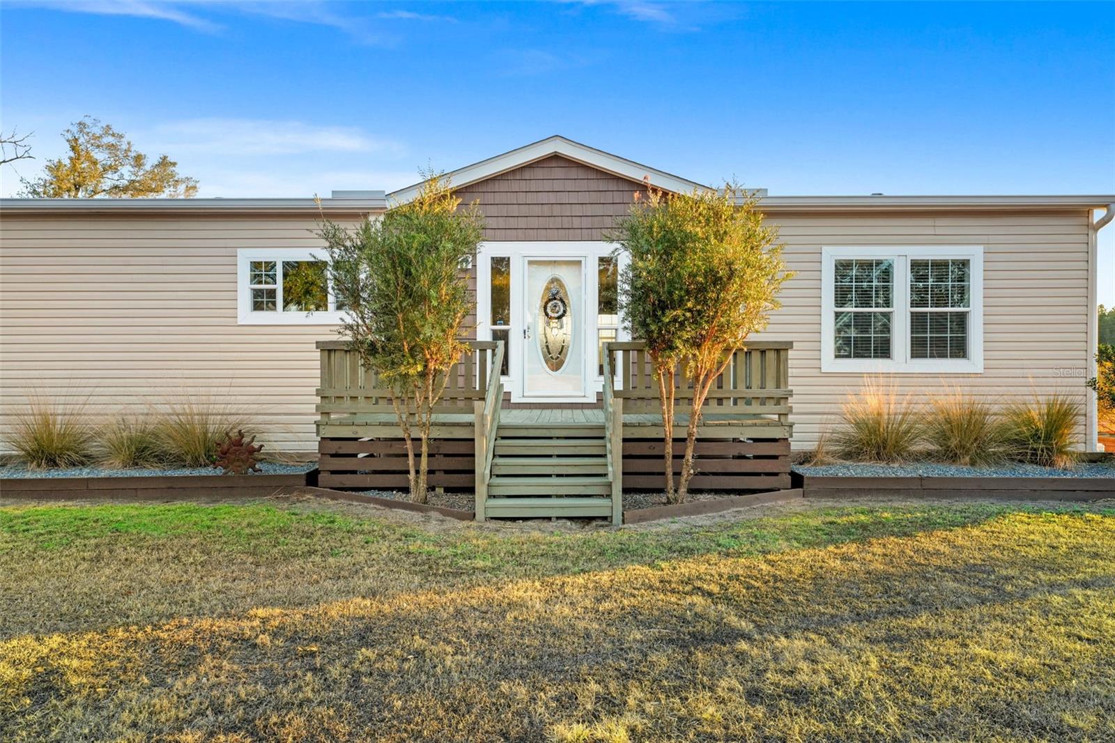 TWIN T OAKS - Residential