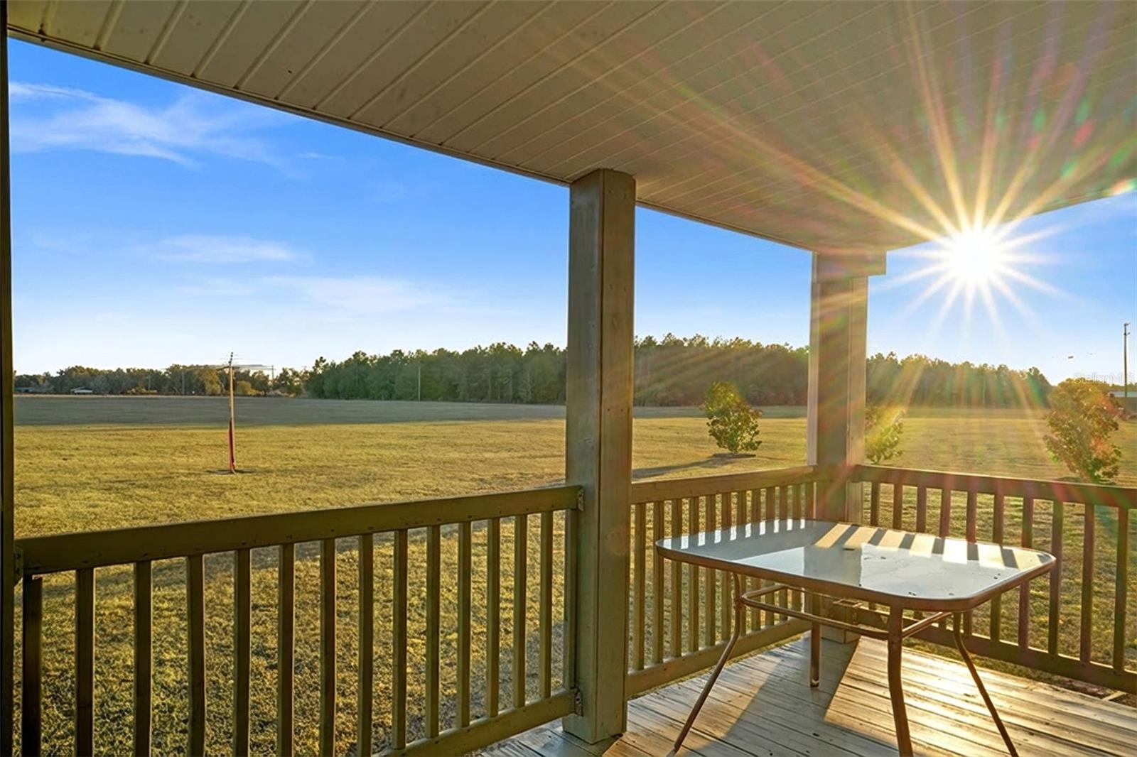 TWIN T OAKS - Residential