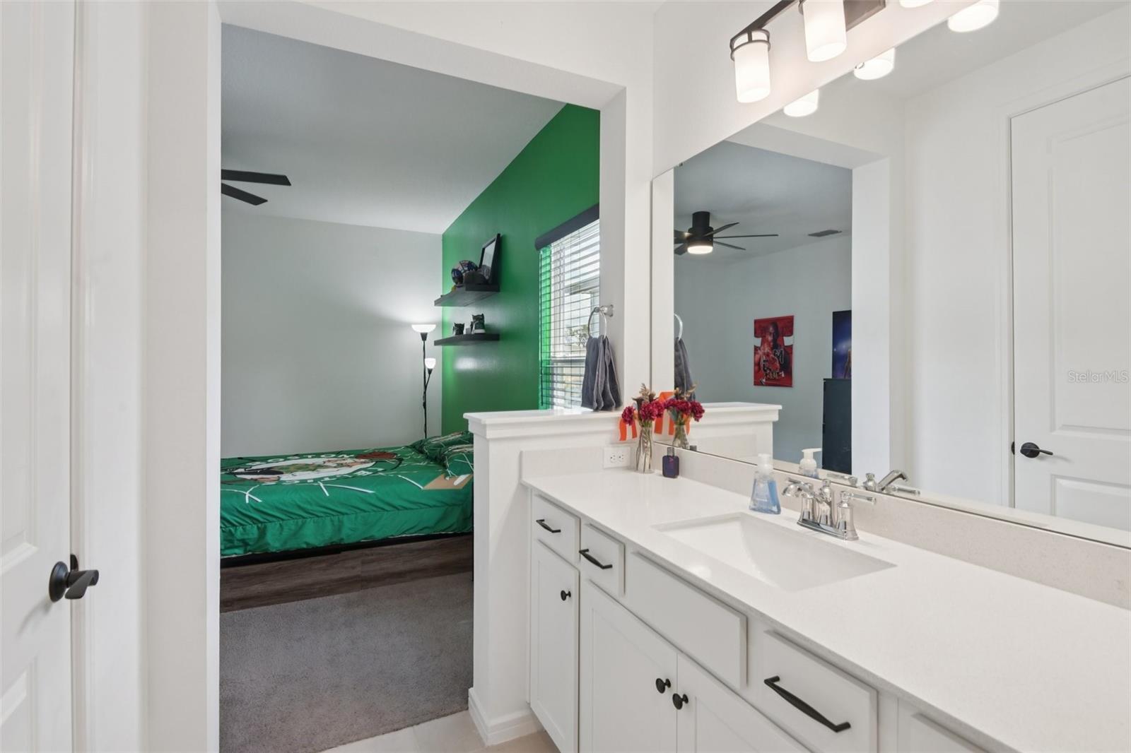 HAMMOCK CREST - Residential