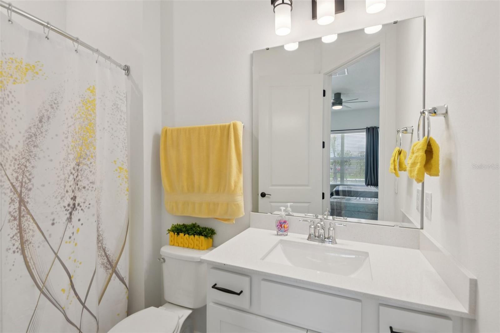 HAMMOCK CREST - Residential