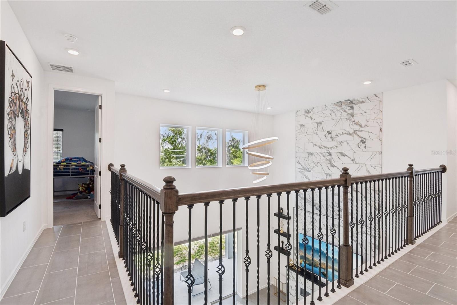 HAMMOCK CREST - Residential