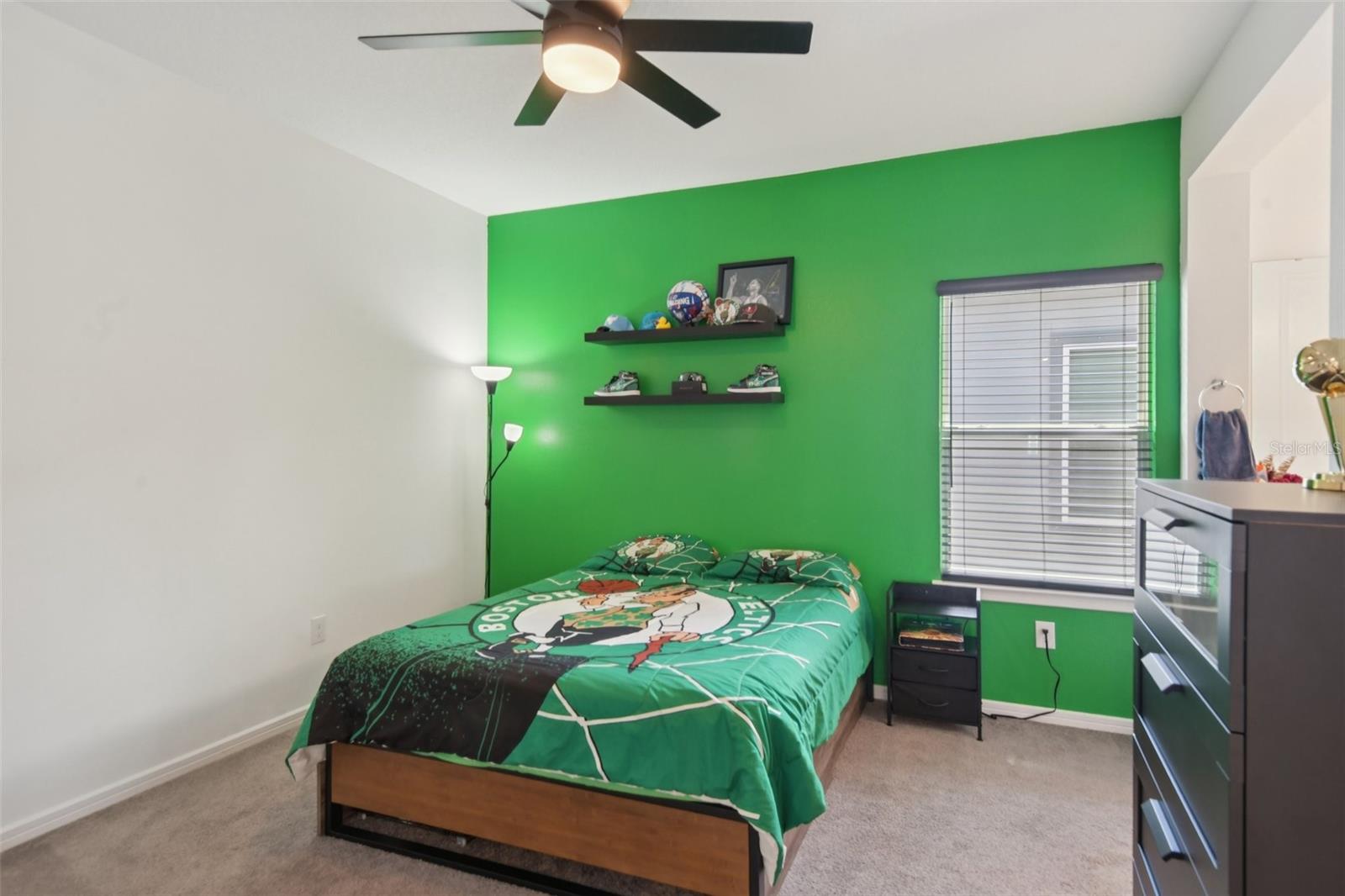 HAMMOCK CREST - Residential