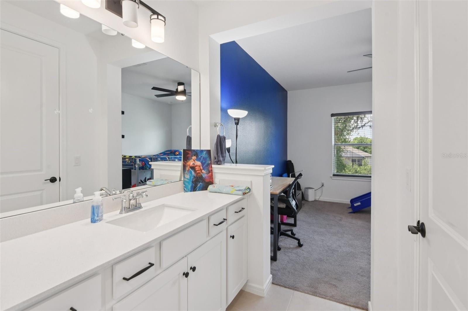 HAMMOCK CREST - Residential