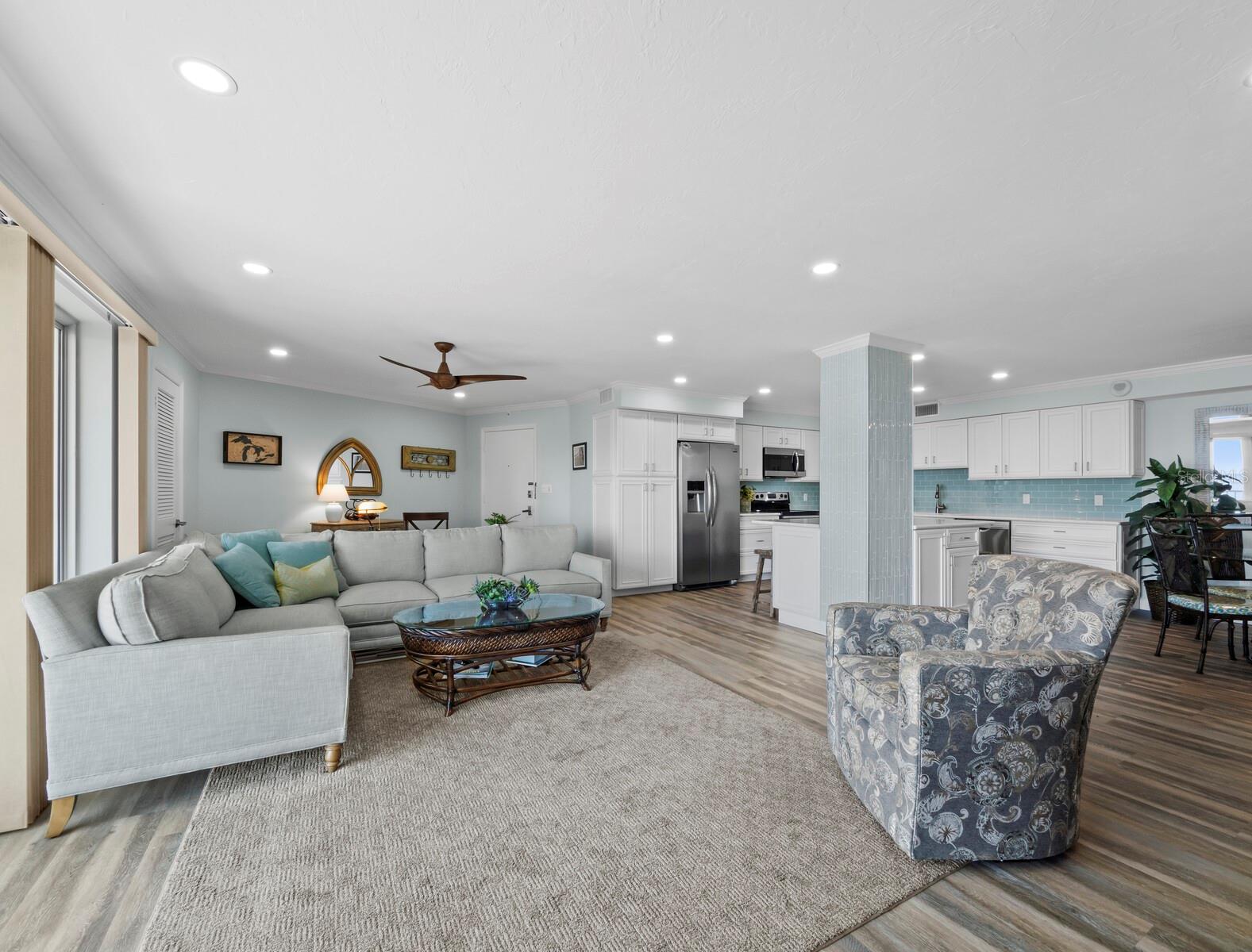 ISLANDER CLUB OF LONGBOAT - Residential