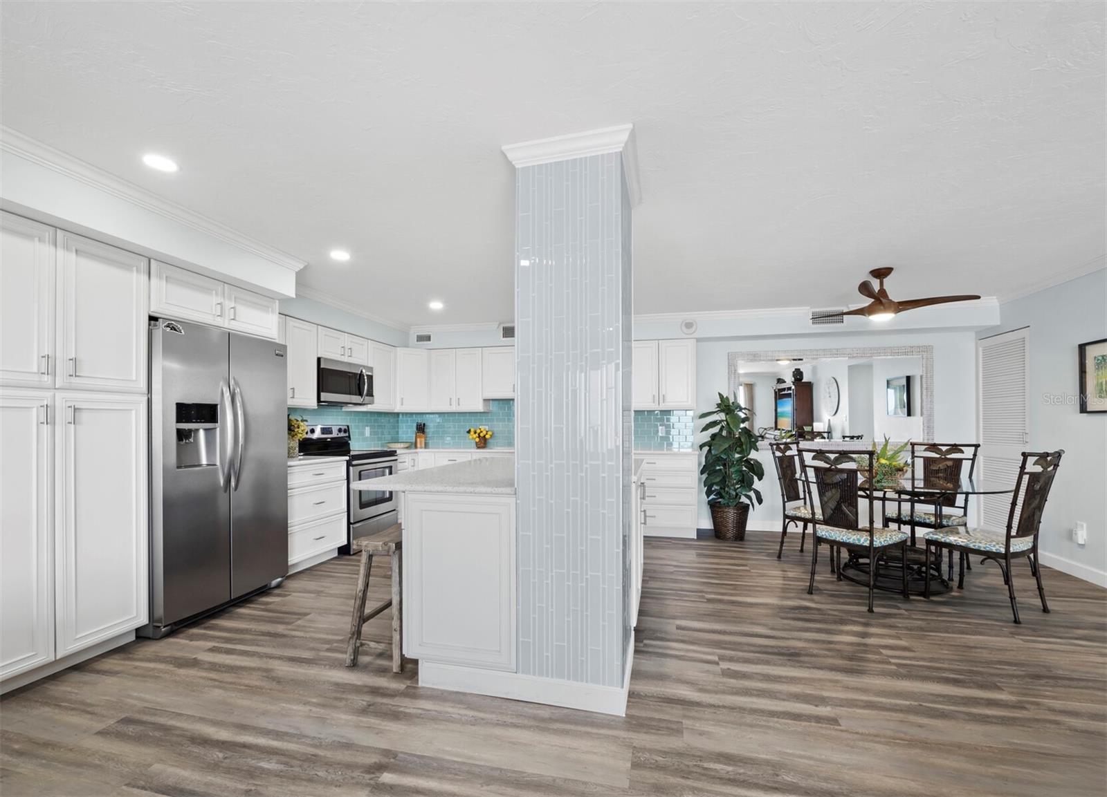 ISLANDER CLUB OF LONGBOAT - Residential