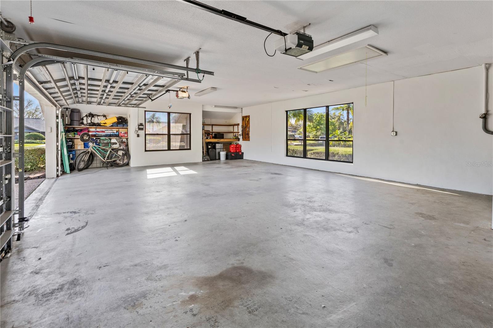 BENT TREE VILLAGE - Residential