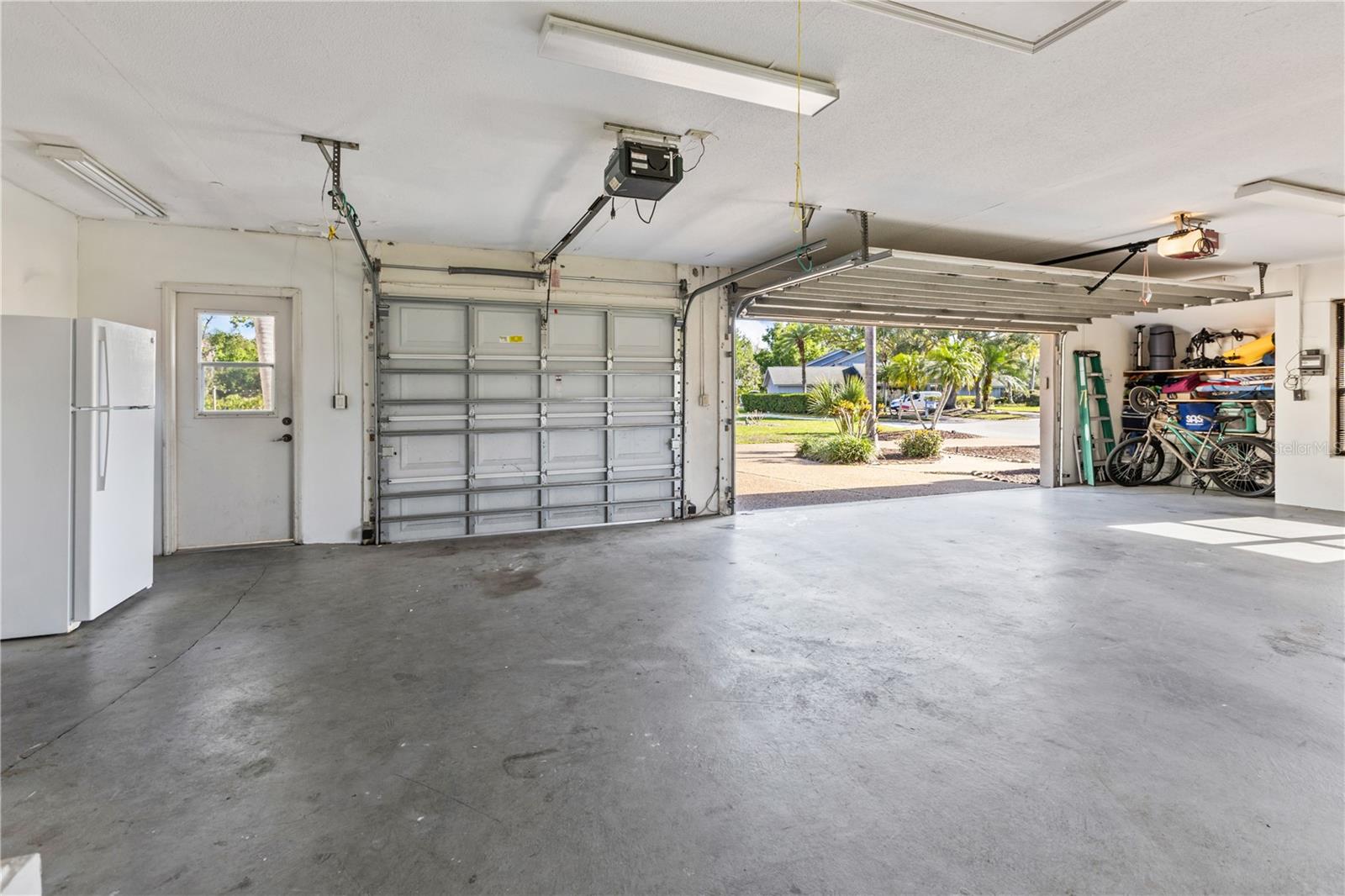 BENT TREE VILLAGE - Residential