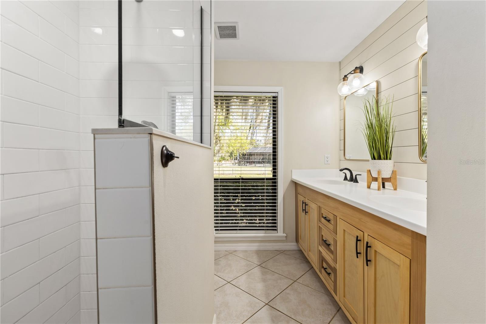 BENT TREE VILLAGE - Residential