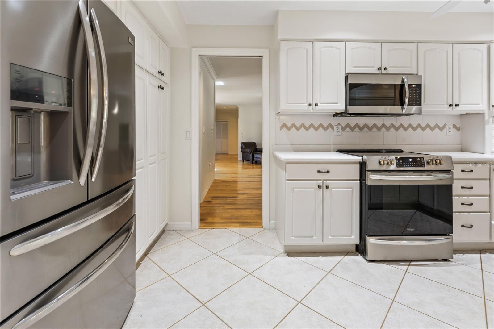 BENT TREE VILLAGE - Residential