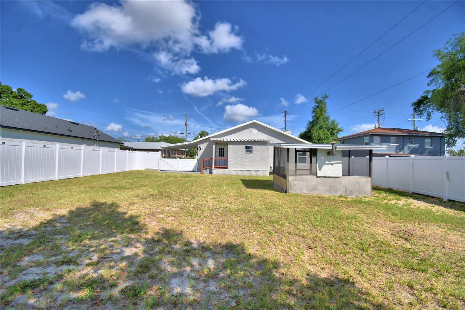 WEEKS D P RESUB - Residential