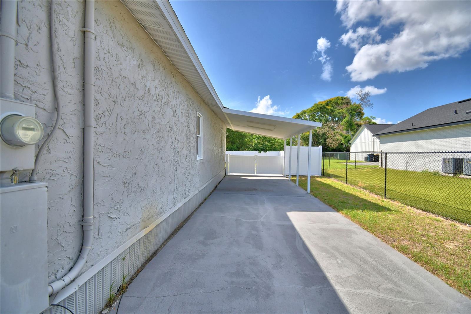 WEEKS D P RESUB - Residential