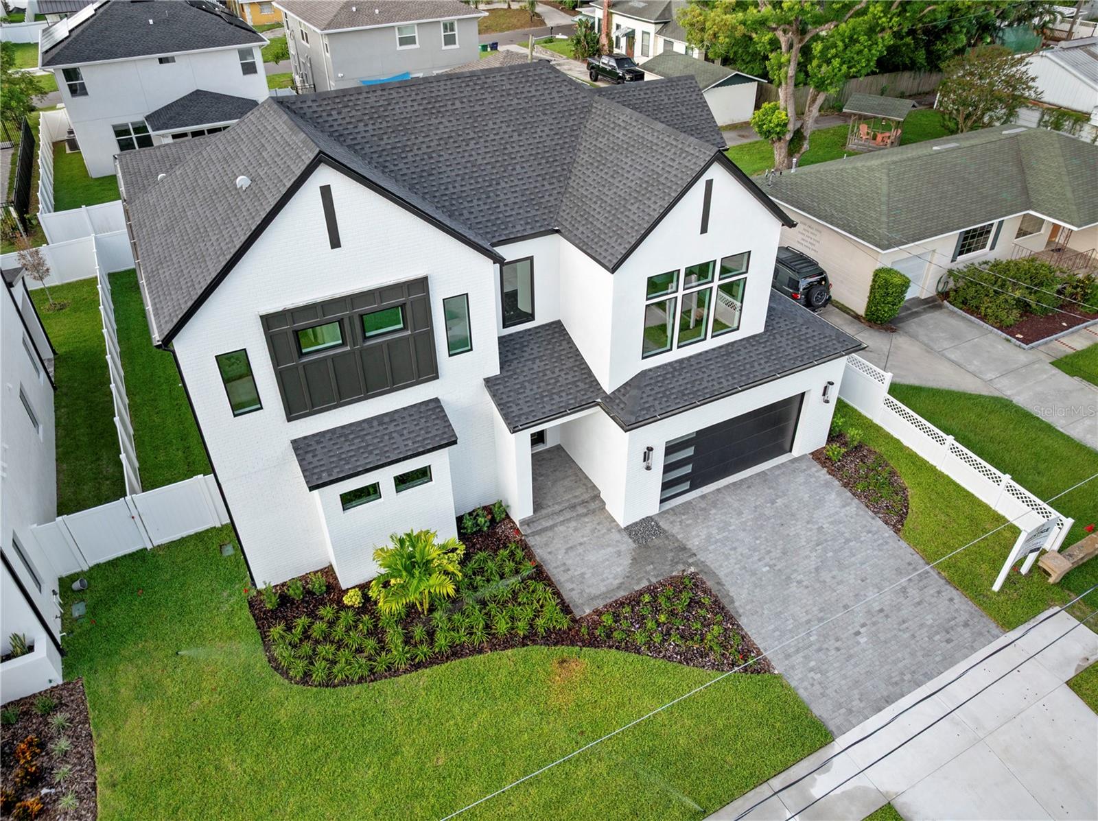 3206 W LA SALLE STREET