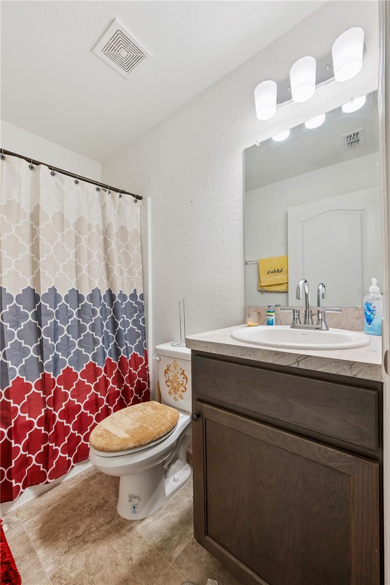 LAKE DEER PH 2 - Residential Lease