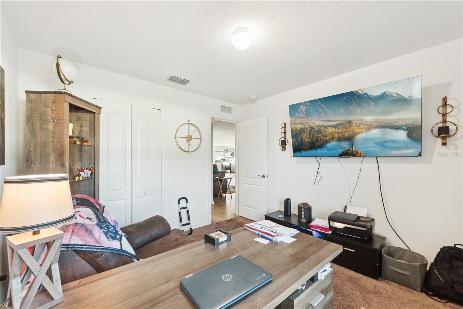 LAKE DEER PH 2 - Residential Lease