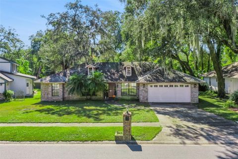 Photo of 2334 Ashington Park Drive, Apopka, FL 32703 (MLS # O6358199)