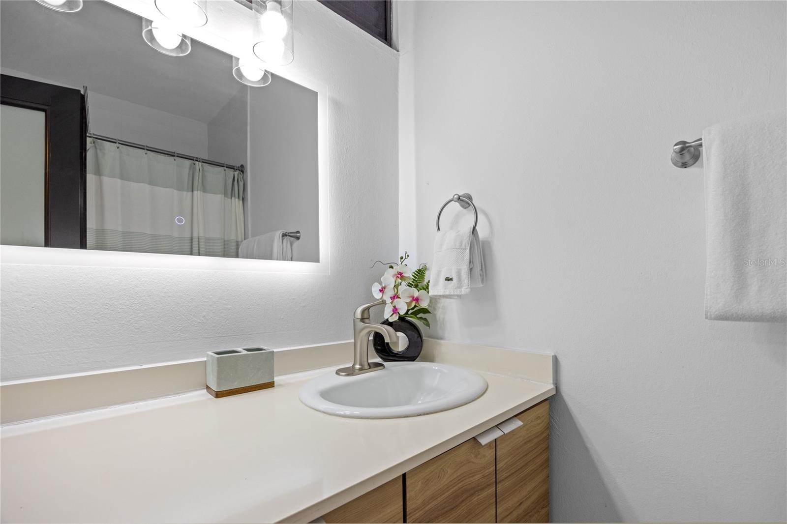 MONTESOL - Residential