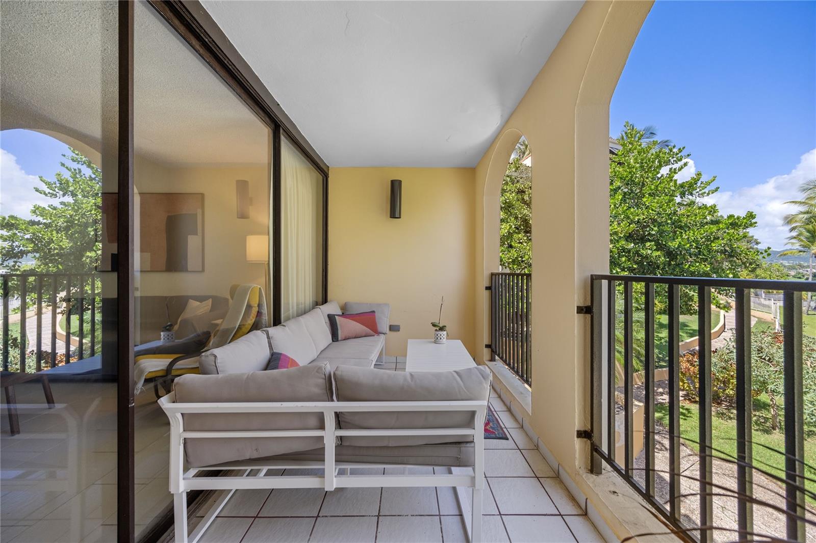 MONTESOL - Residential