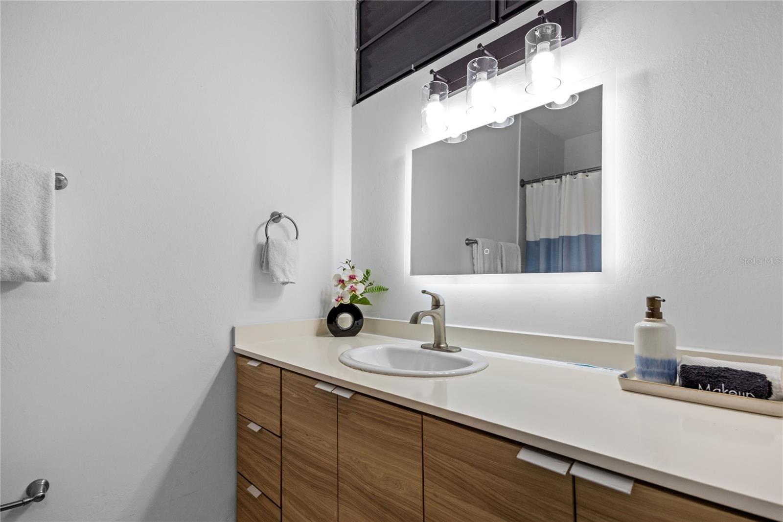 MONTESOL - Residential