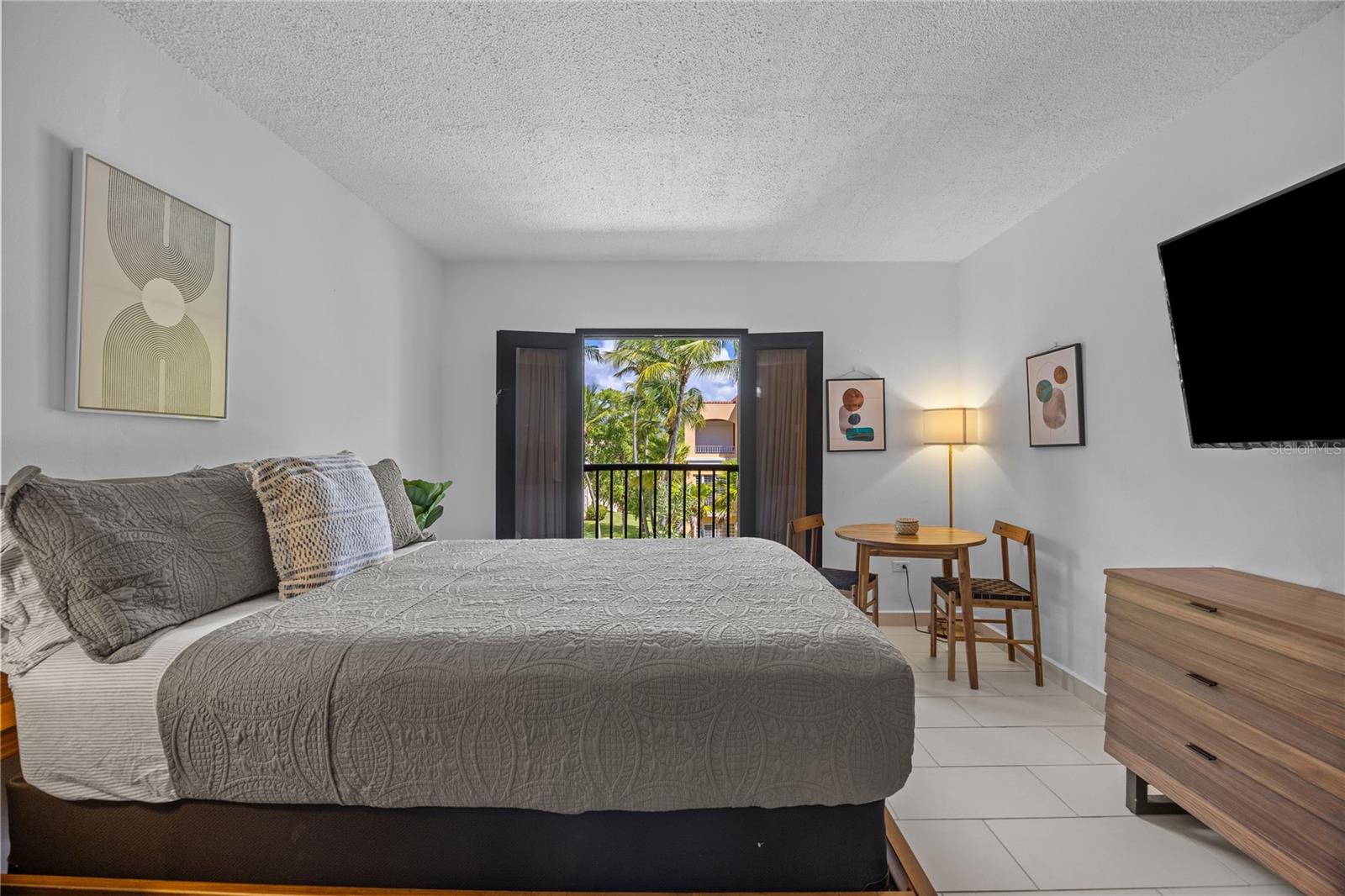 MONTESOL - Residential