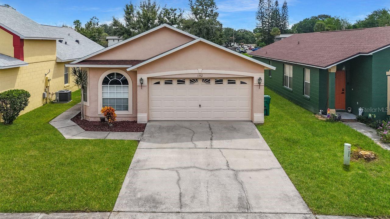This beautifully maintained 3-bedroom, 2-bath home with a 2-car garage offers the perfect blend of comfort, style, and convenience. Nestled in a quiet and desirable Winter Garden community, this home provides the ideal setting for both relaxation and entertaining.Step inside to discover a bright, open floor plan filled with natural light. The spacious living room flows seamlessly into the dining area and kitchen, making it perfect for gatherings with family and friends. A versatile flex and a cozy breakfast nook for casual dining.The primary suite is a peaceful retreat with a walk-in closet and an en-suite bathroom designed for comfort. Two additional bedrooms share an updated guest bathroom, offering both style and function for family or visitors. Recent updates and features provide peace of mind, including a roof less than 9 years old. Step outside to enjoy a private backyard with endless possibilities for gardening, entertaining, or simply relaxing in the Florida sunshine.
This location is truly unmatched , easily accessible to major highways while being just minutes from historic downtown Winter Garden, the West Orange Trail, shopping, dining, and top-rated schools.
This home is the perfect balance of charm, functionality, and location. Don’t miss the chance to make it yours and schedule your private showing today!