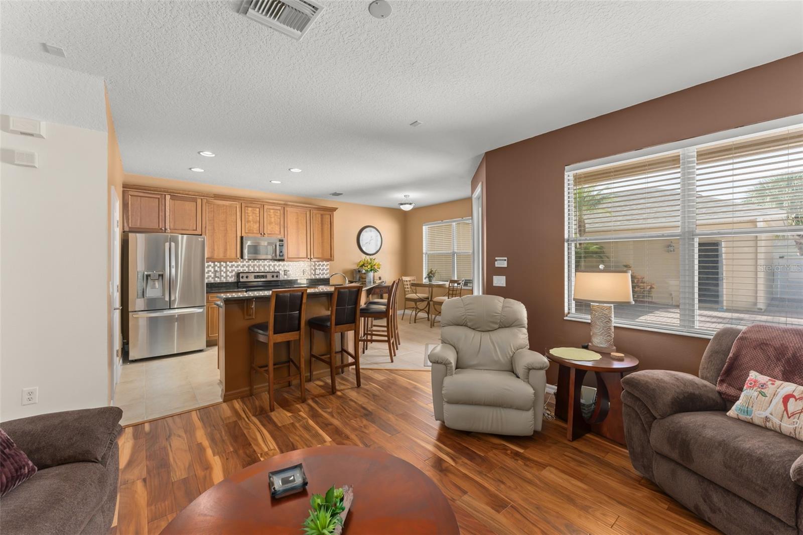 SIGNATURE LKS-PCL 01B - Residential