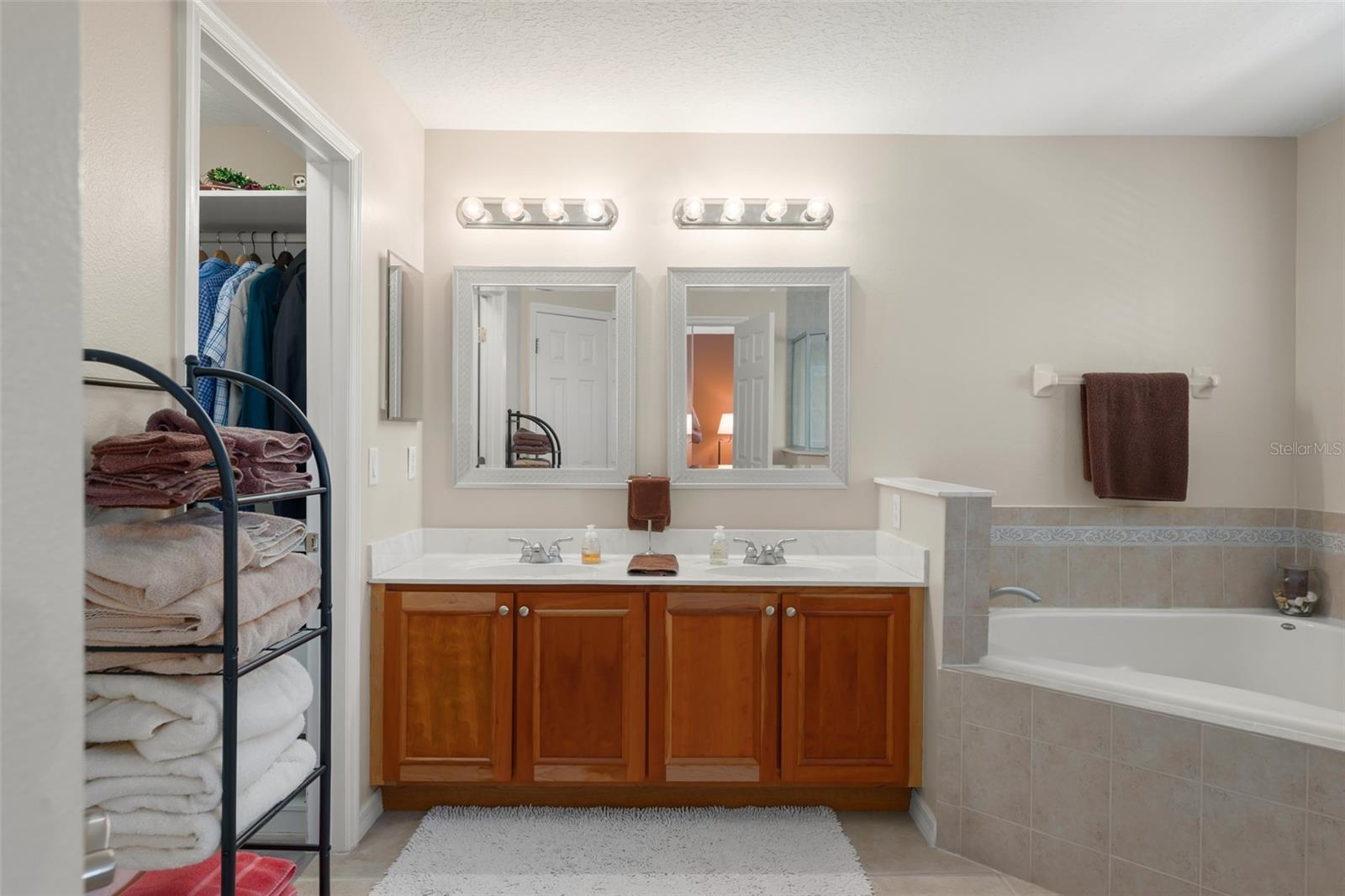 SIGNATURE LKS-PCL 01B - Residential