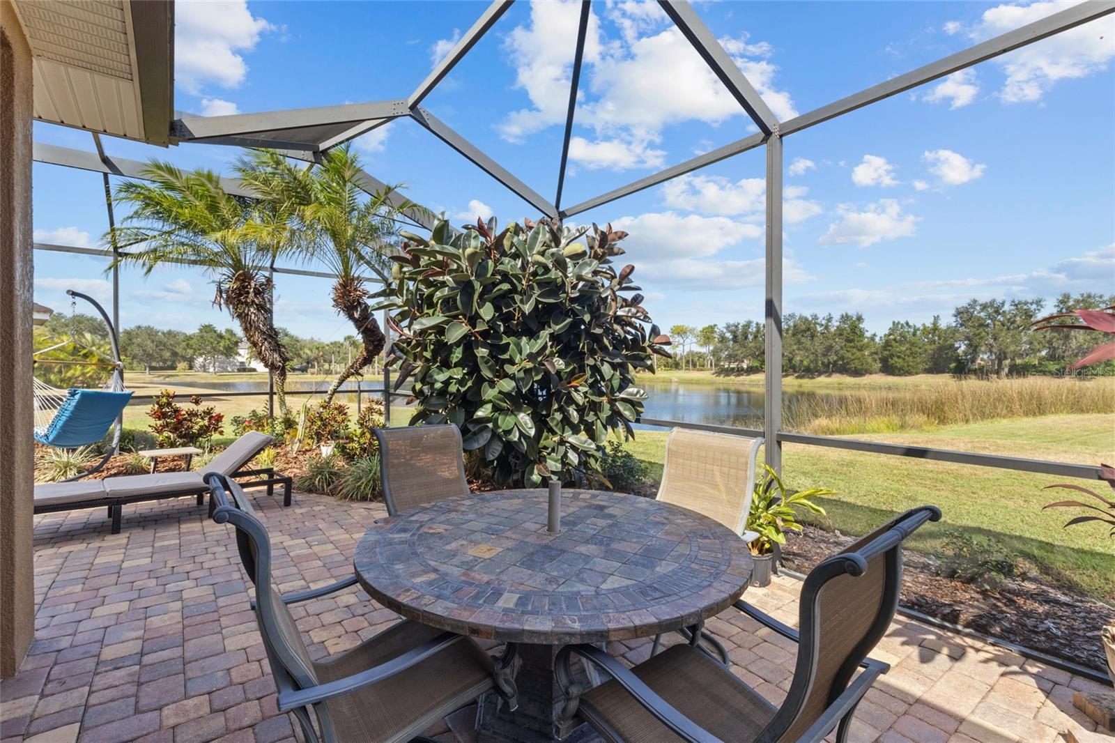 STONEYBROOK AT HERITAGE HARBOUR D-1 - Residential