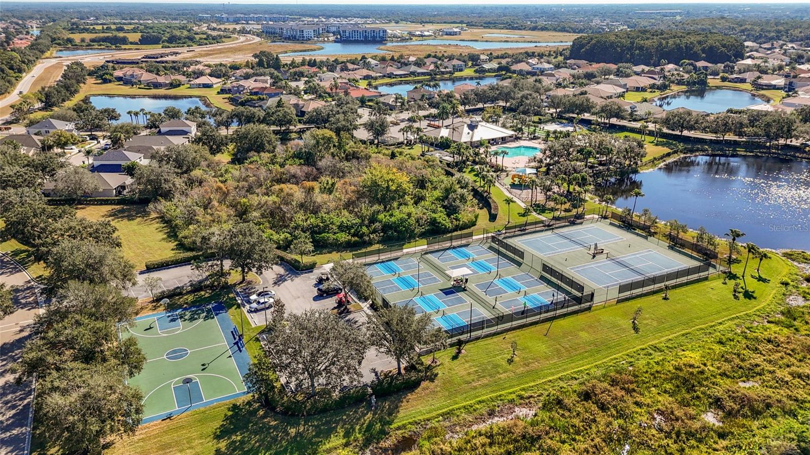 STONEYBROOK AT HERITAGE HARBOUR D-1 - Residential