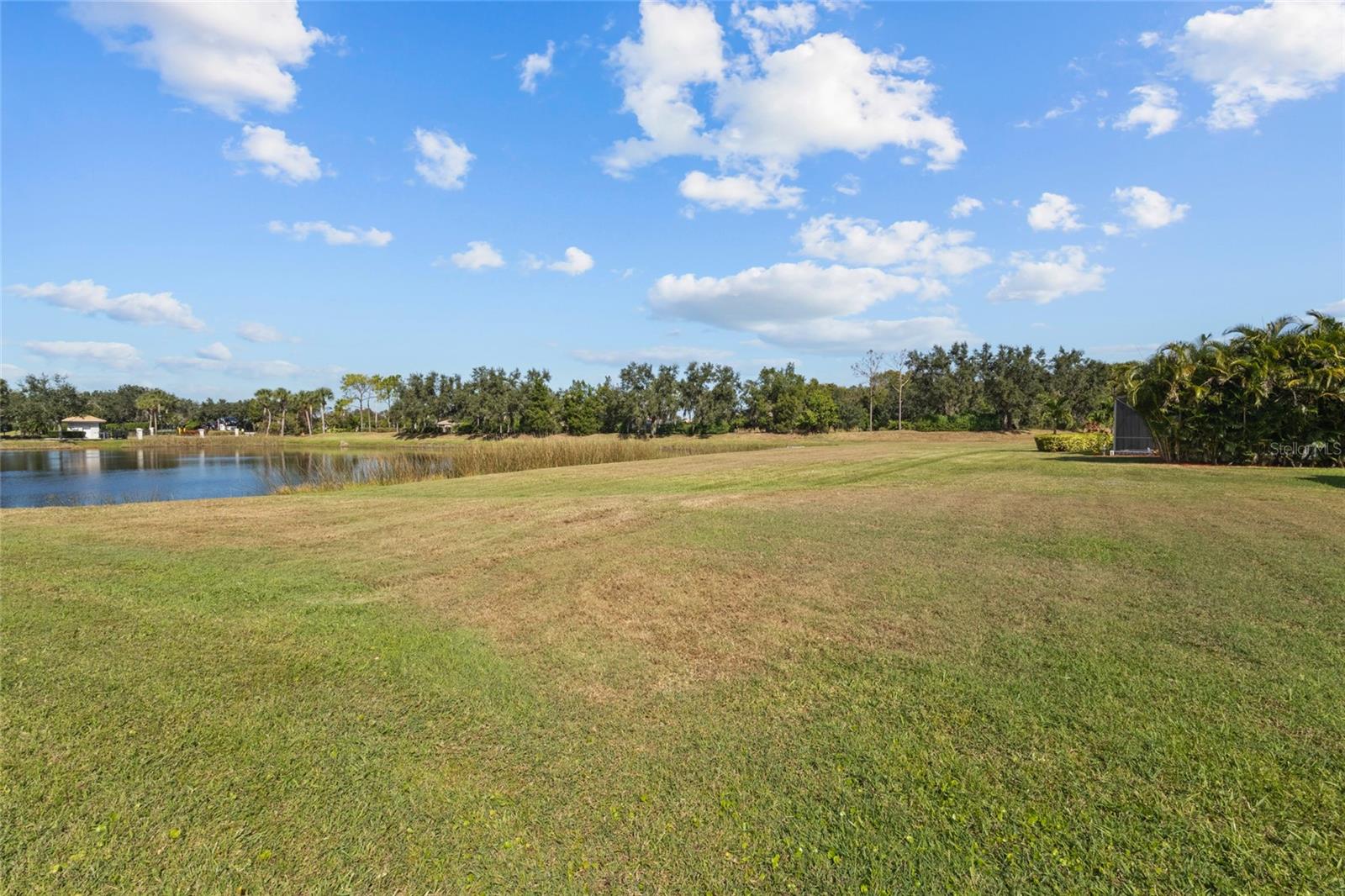 STONEYBROOK AT HERITAGE HARBOUR D-1 - Residential