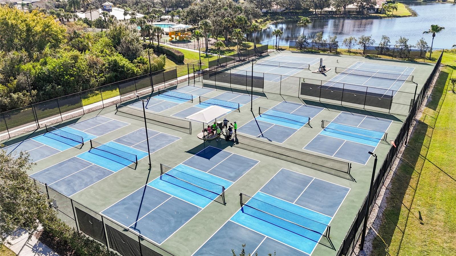 STONEYBROOK AT HERITAGE HARBOUR D-1 - Residential