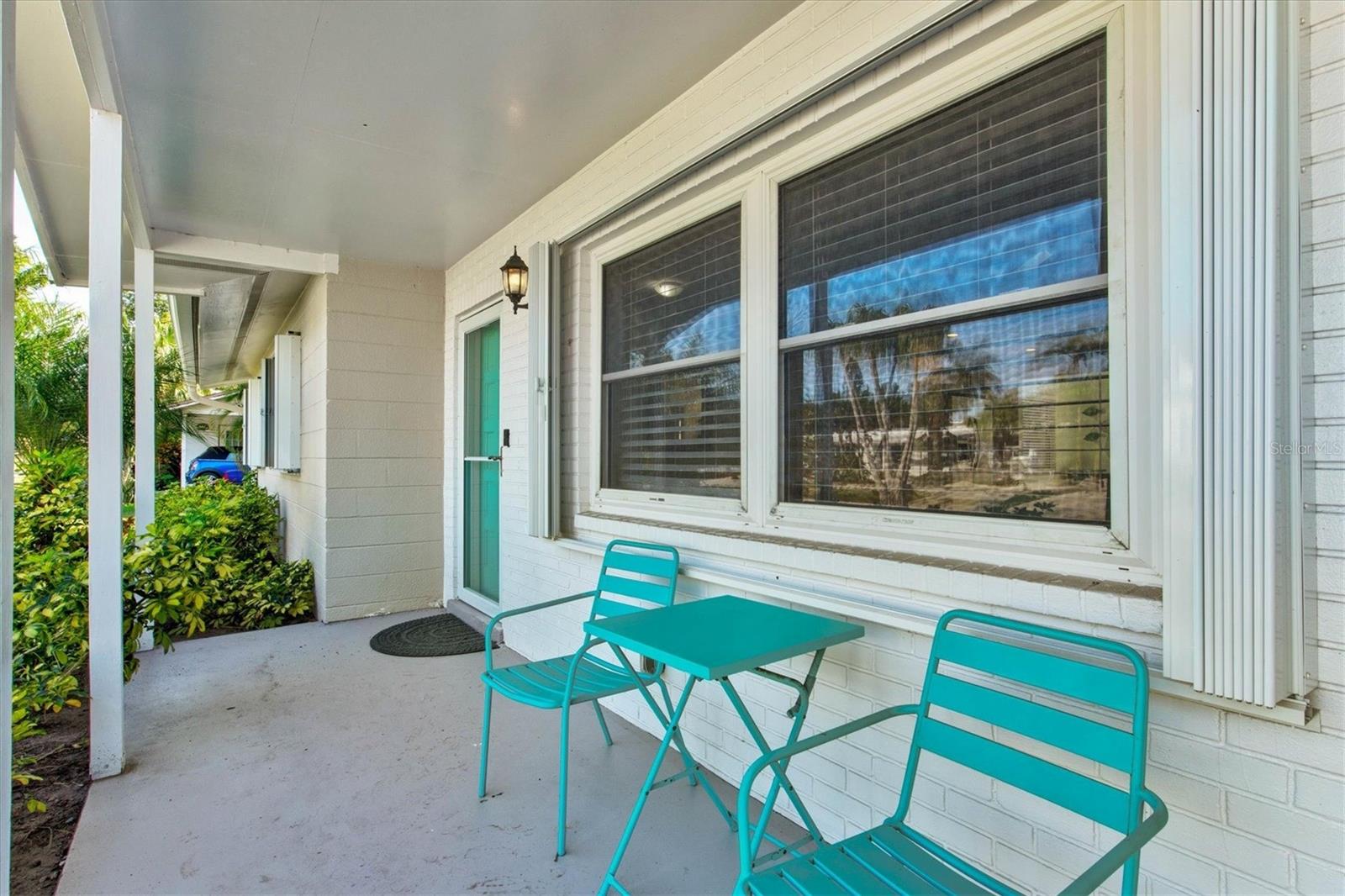 2572 JEFFERSON CIRCLE