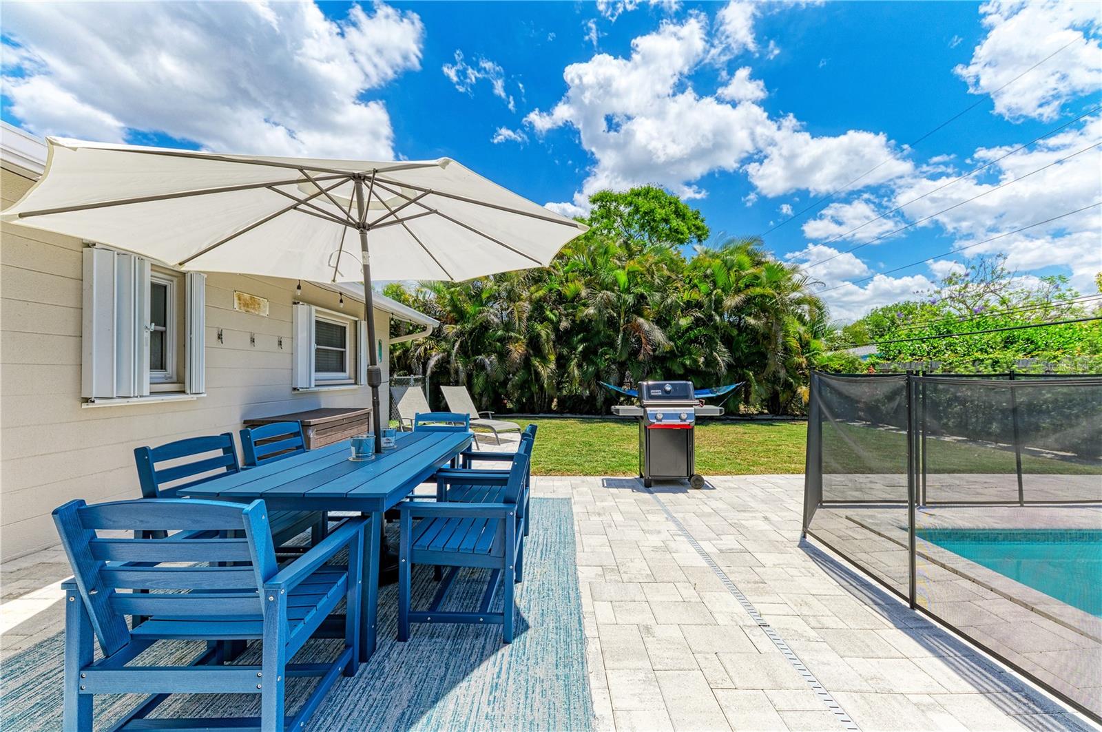 SOUTH GATE - Residential