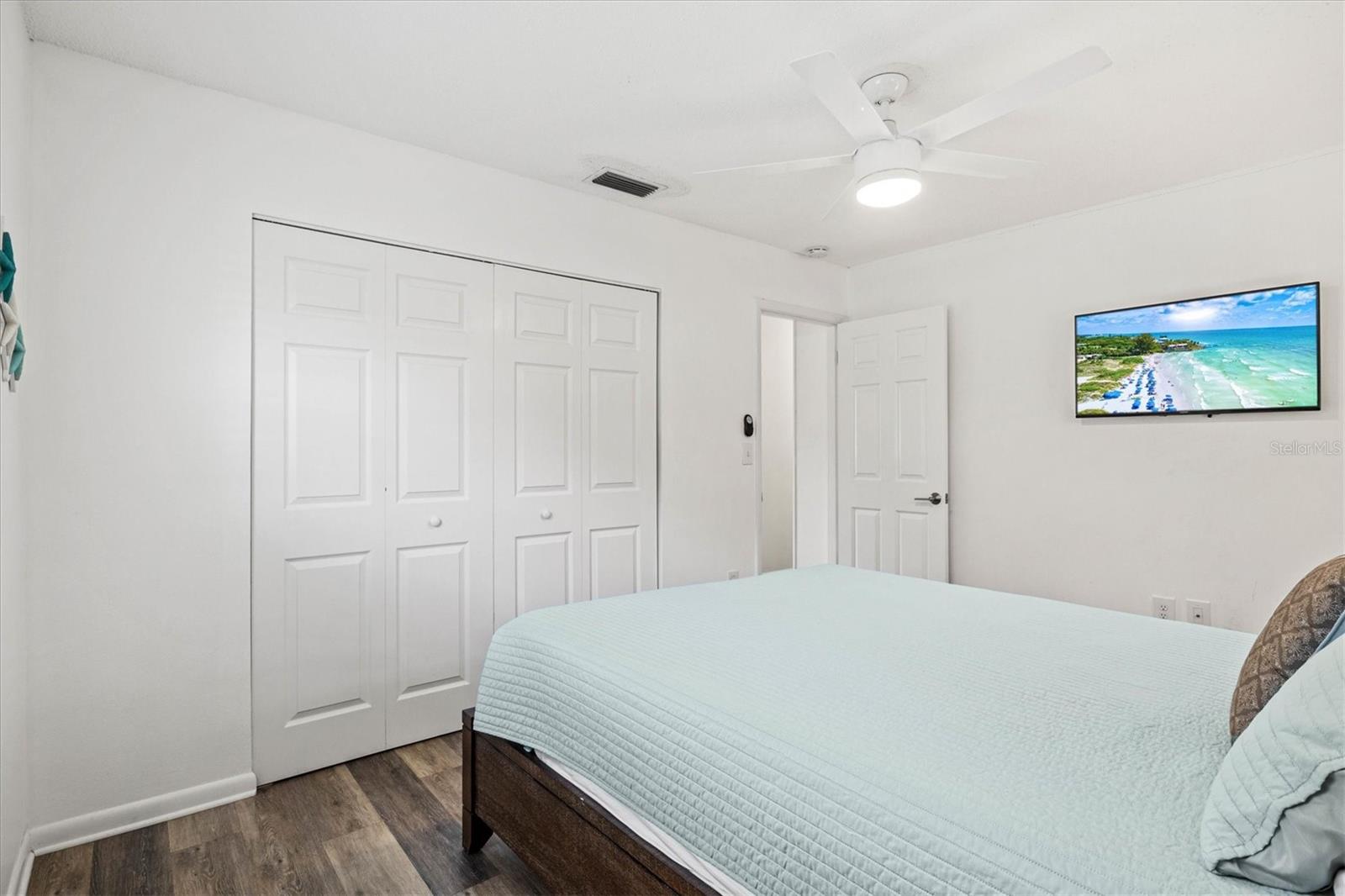SOUTH GATE - Residential